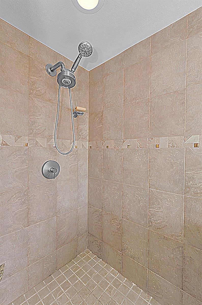 8001 Brighton Dr Property Photo 43