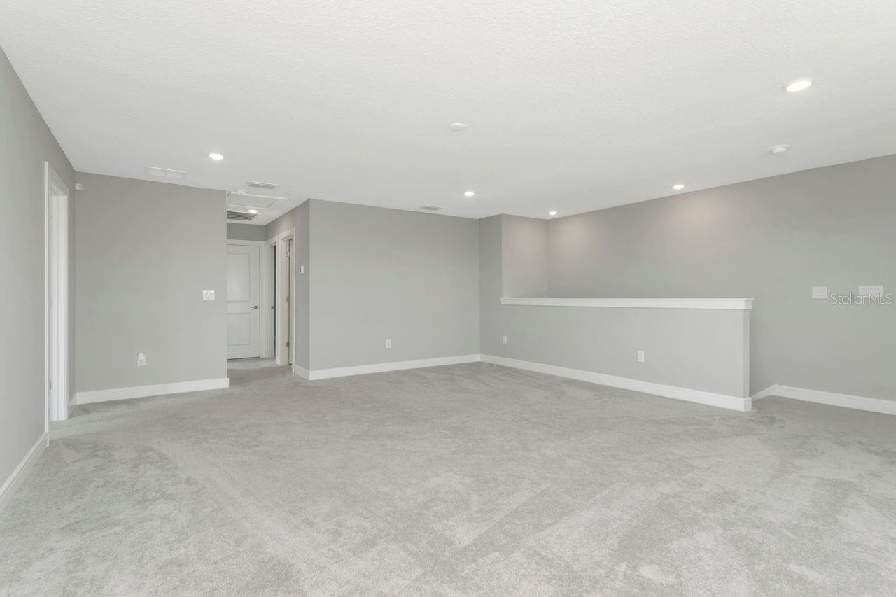 9909 Longmeadow Ave Property Photo 23