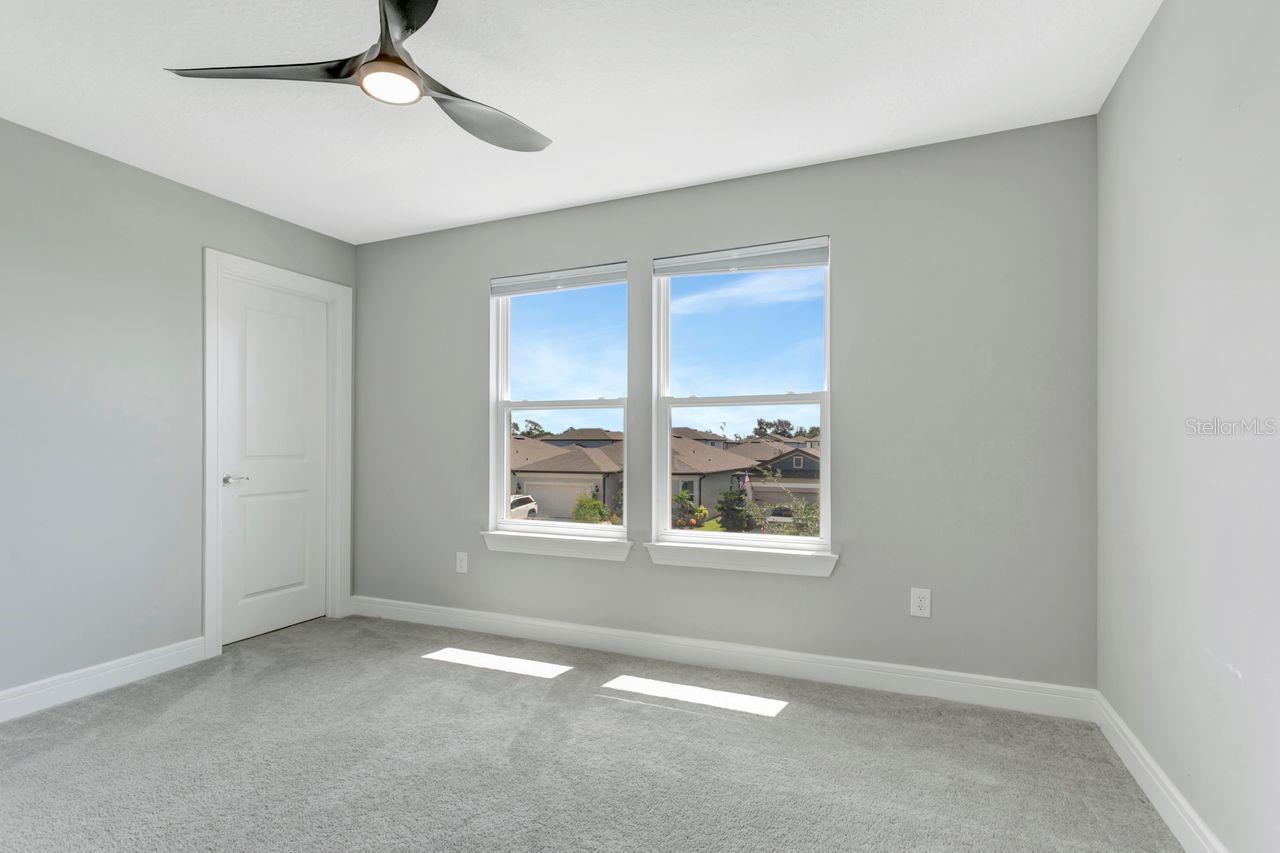 9909 Longmeadow Ave Property Photo 27