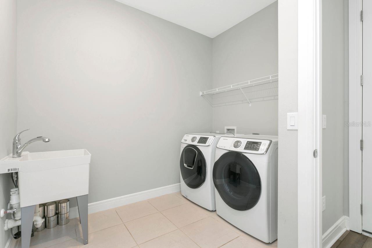 9909 Longmeadow Ave Property Photo 33