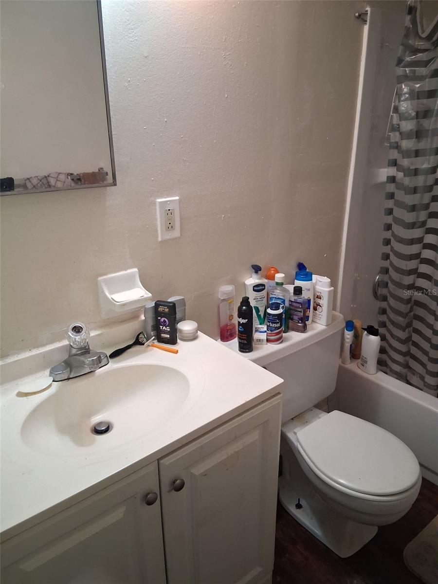TB8531175 Property Photo 10