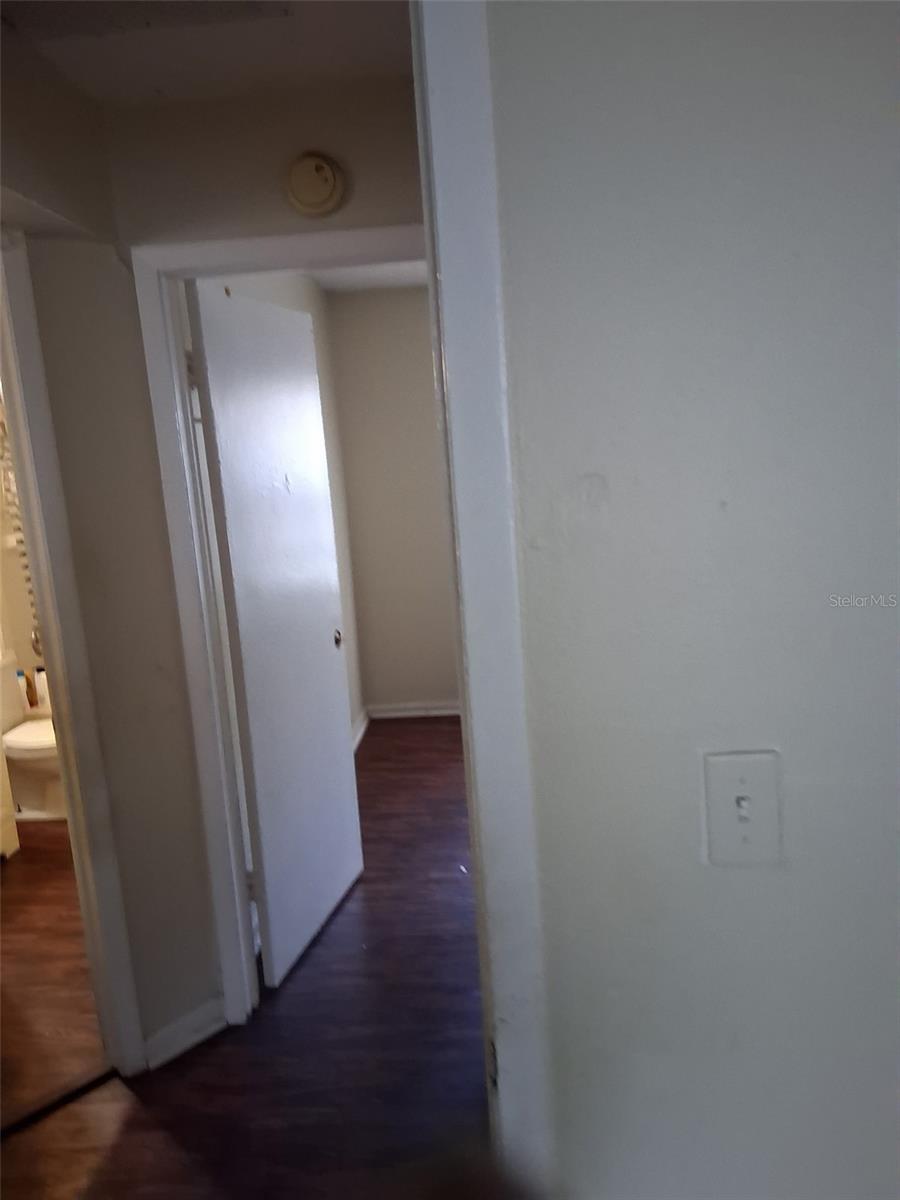 TB8531175 Property Photo 13