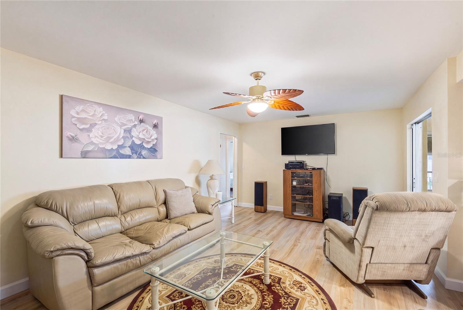 1081 Mcfarland St Property Photo 7