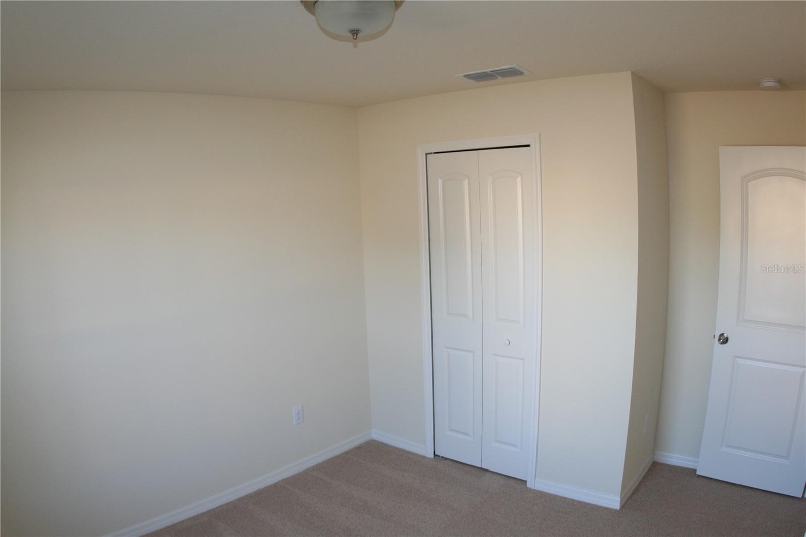 4362 High Ridge Ave Property Photo 4