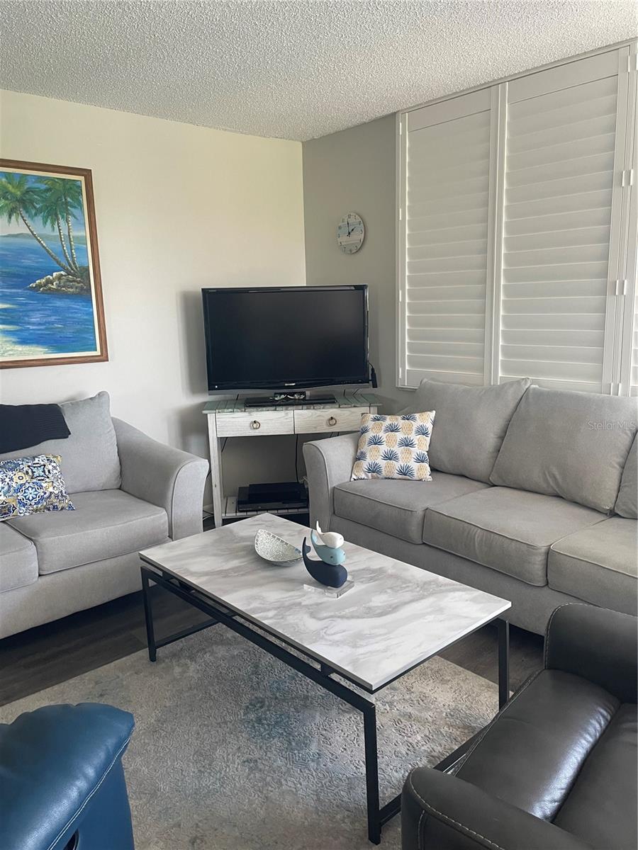 6104 Palma Del Mar Blvd S #304 Property Photo 6