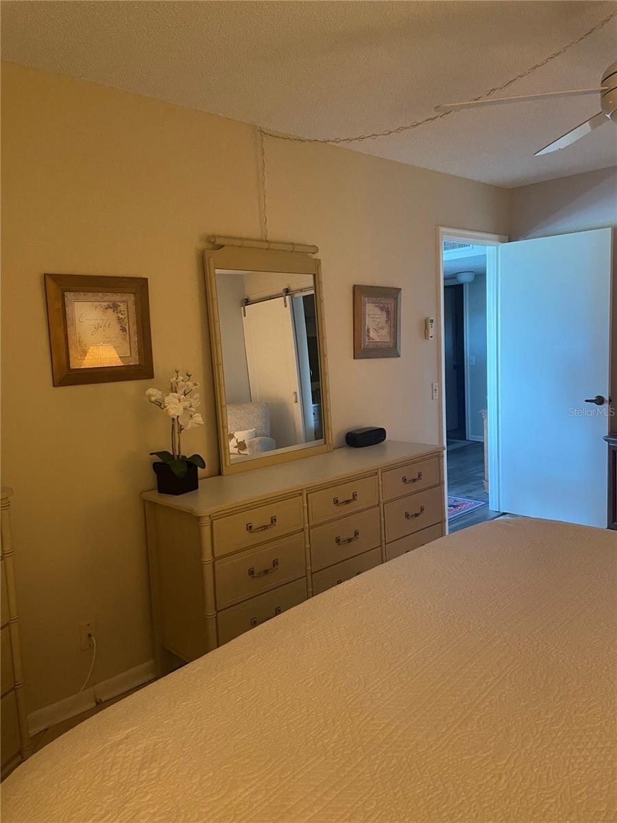 6104 Palma Del Mar Blvd S #304 Property Photo 11