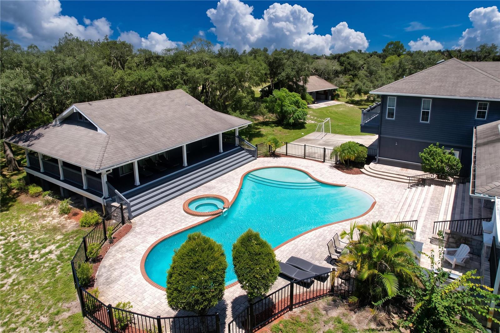 2918 Magnolia Trce Property Photo 7