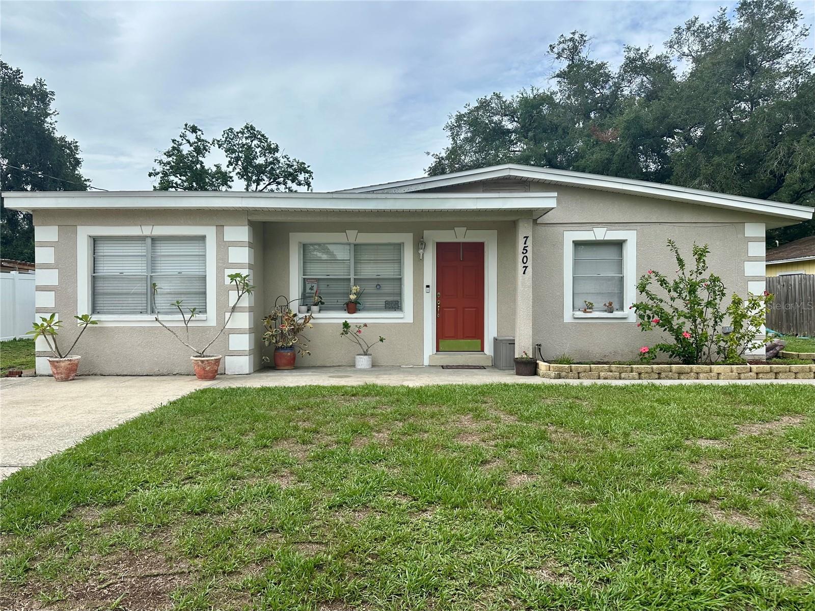 7507 Coral Vine Ln Property Photo 1
