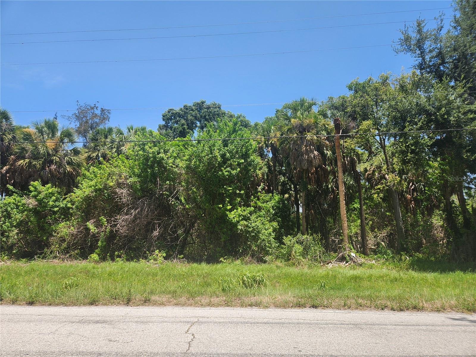 837 W College Property Photo 1