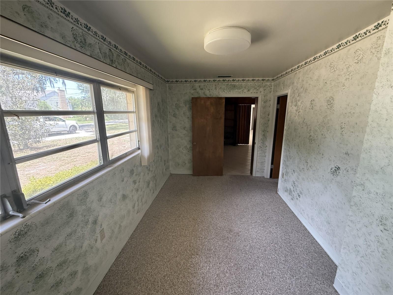 1015 E Mann Rd Property Photo 15