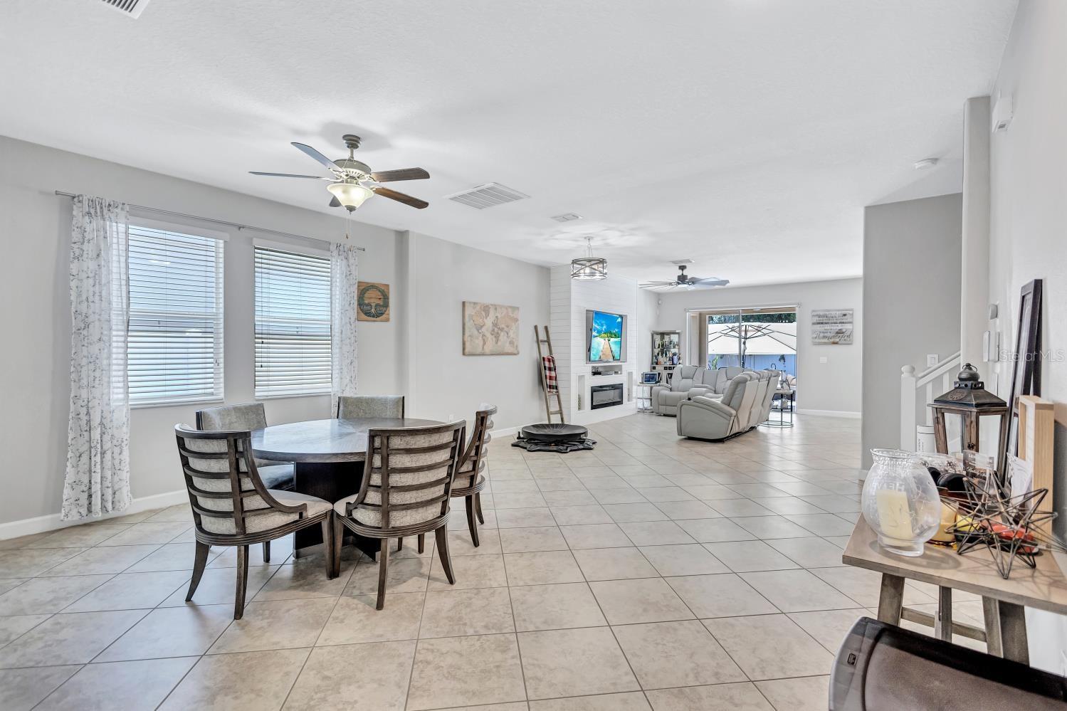11911 Twilight Darner Pl Property Photo 6