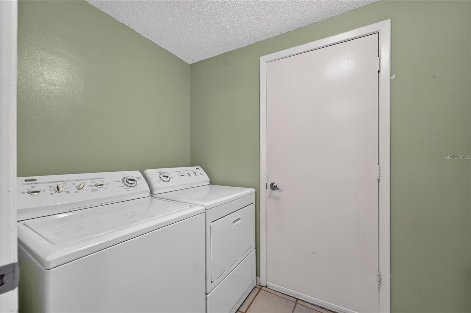 3414 King George Ln Property Photo 44