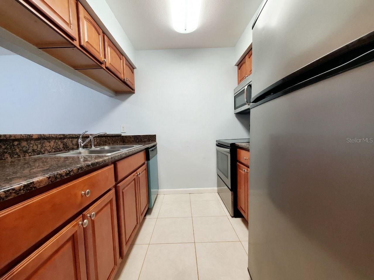 5440 S Macdill Ave #4l Property Photo 9