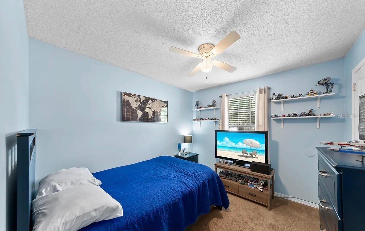 1121 Londonderry Dr Property Photo 18