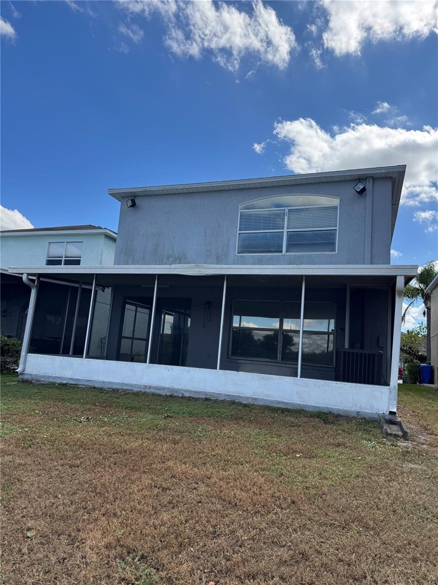 748 Burlwood St Property Photo 10