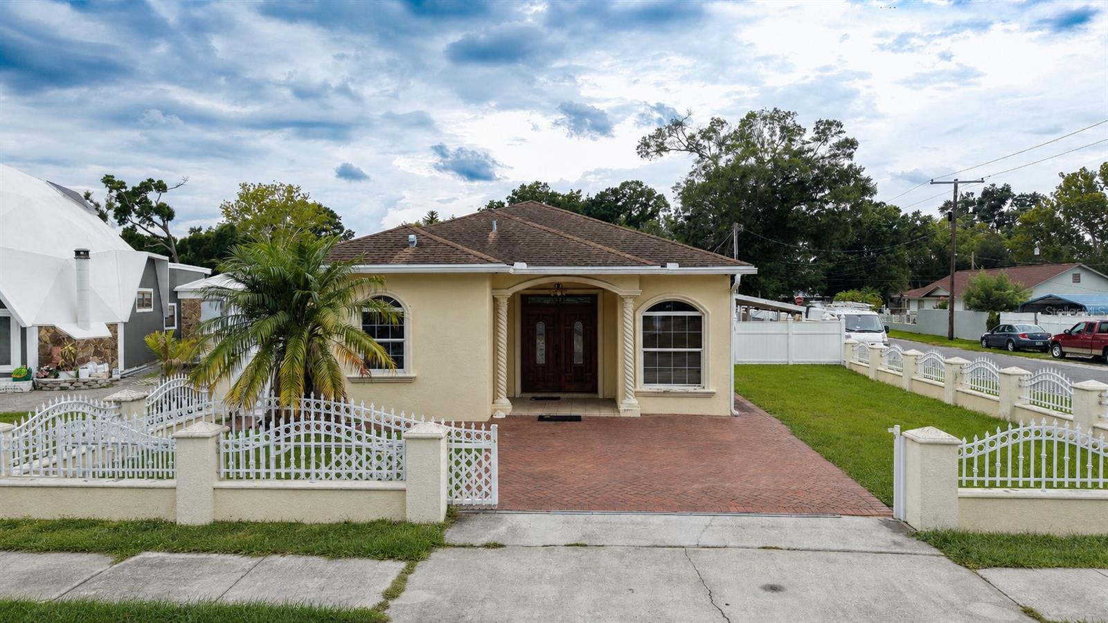 6922 N Hale Ave Property Photo 15