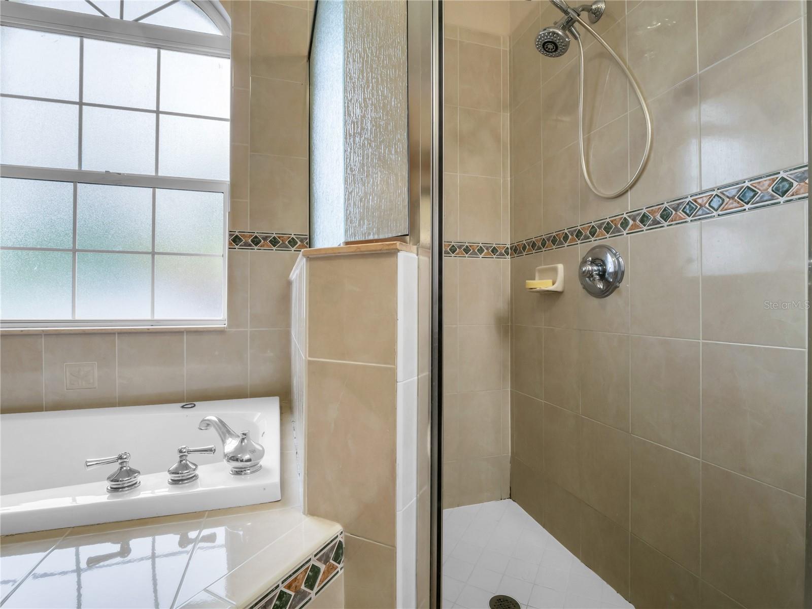 6922 N Hale Ave Property Photo 27