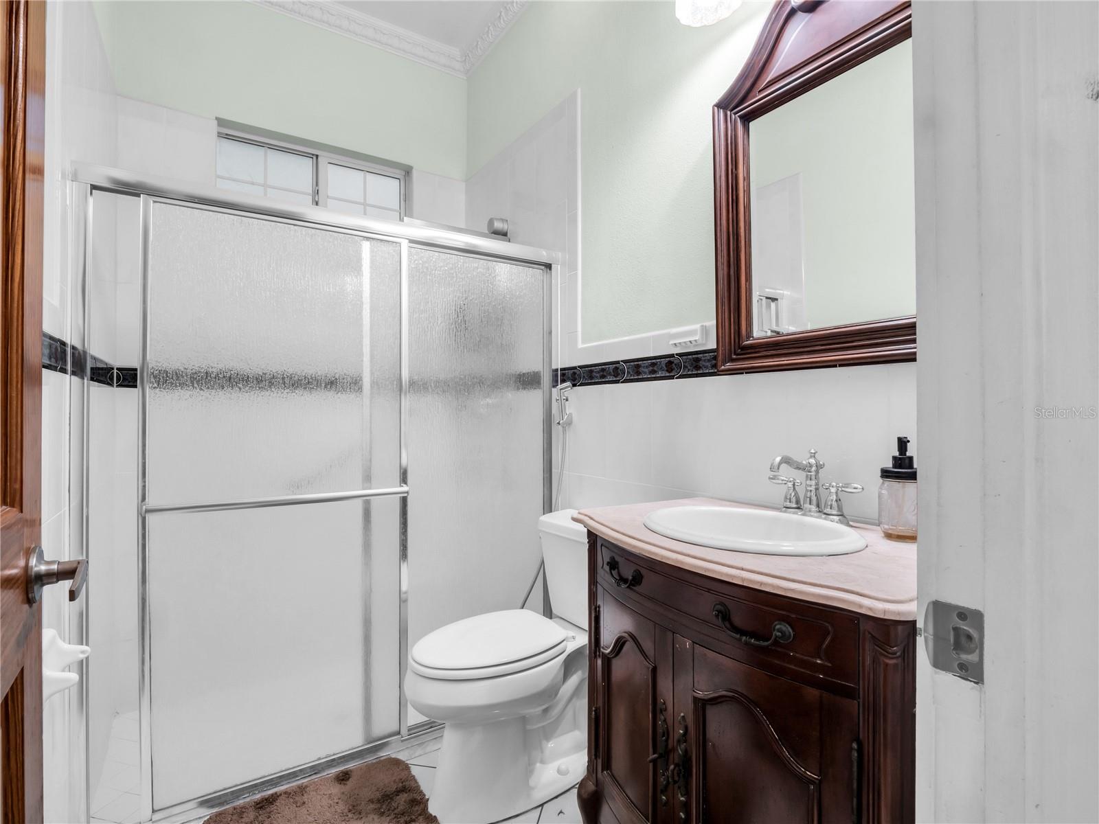 6922 N Hale Ave Property Photo 51