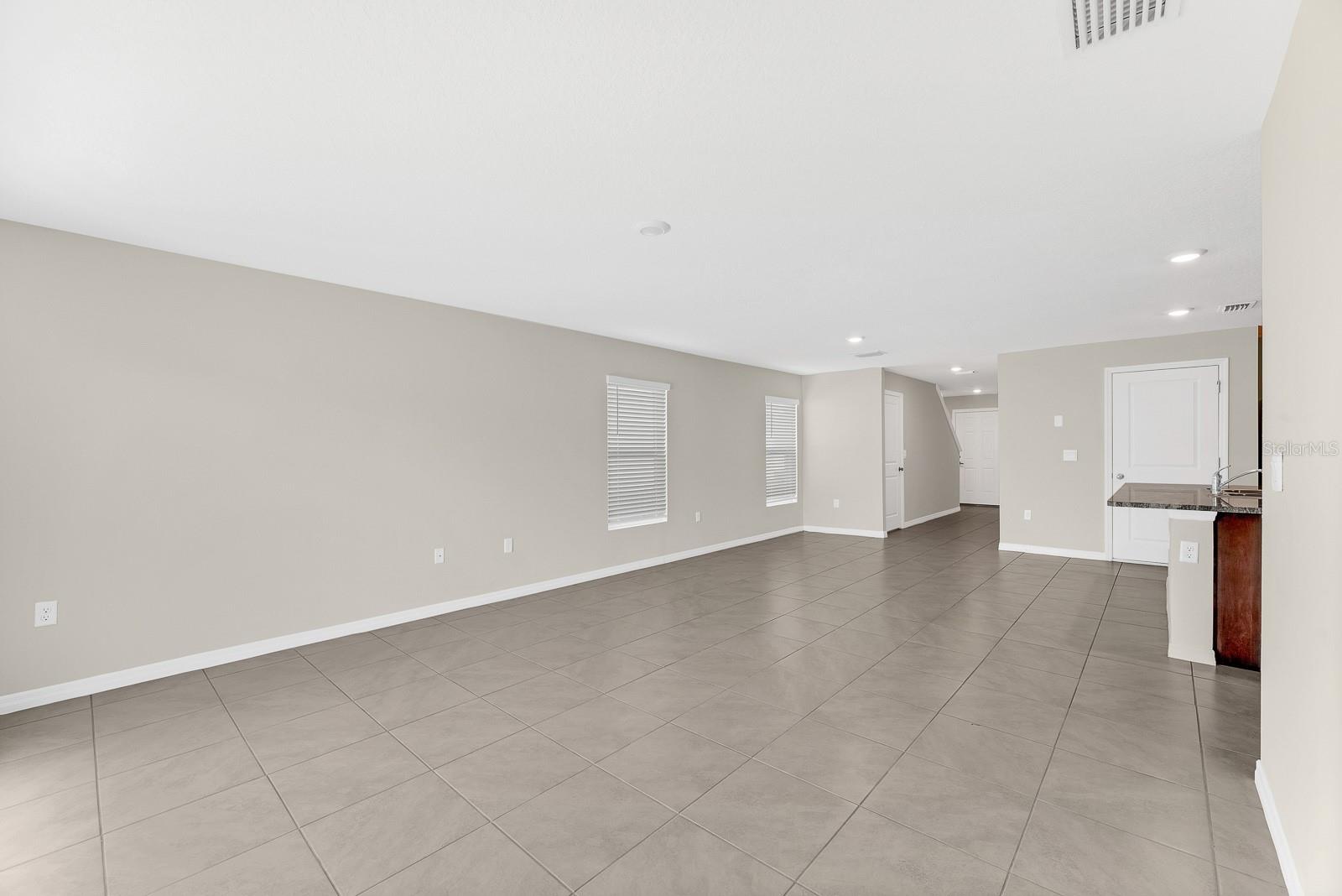 12153 Downy Birch Dr Property Photo 7
