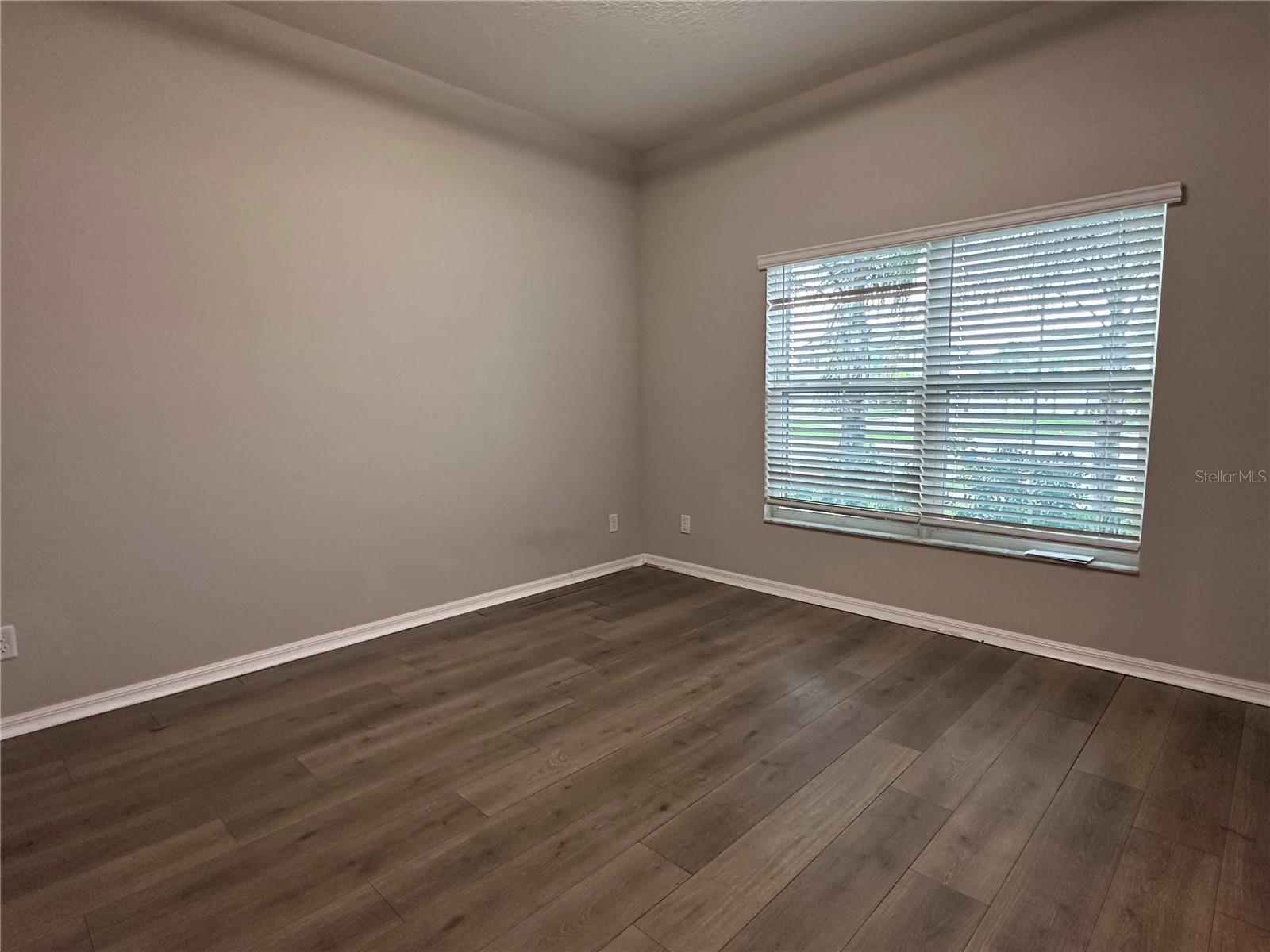 4917 Eagle Rock Dr Property Photo 6