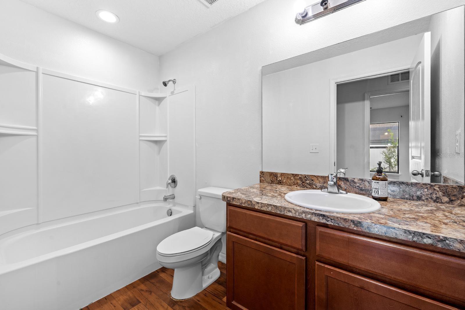 11837 Thicket Wood Dr Property Photo 18