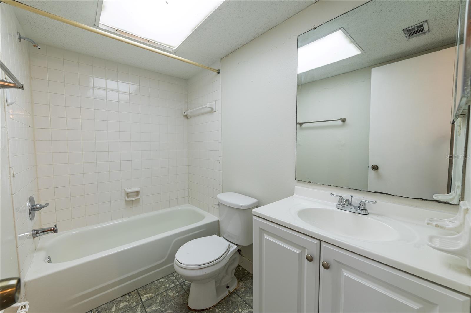 4718 Joseph Ct #220 Property Photo 8