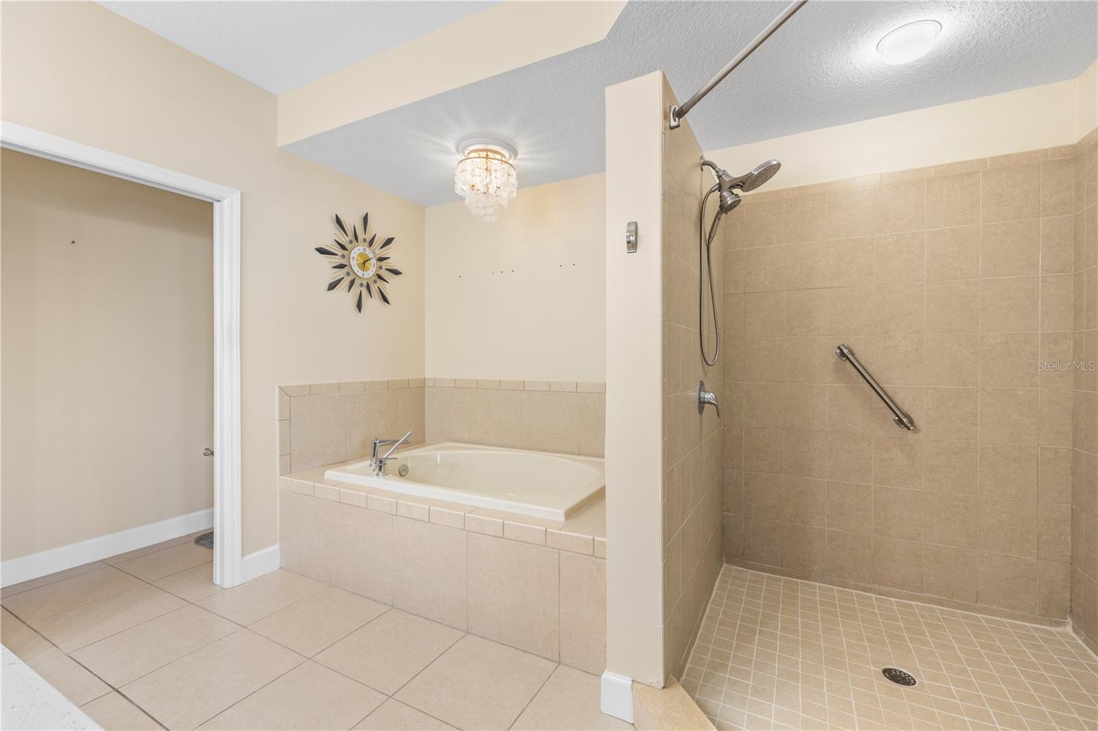 116 131st Ave E #f Property Photo 17