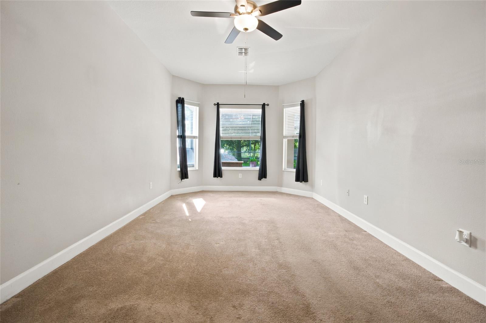 5517 Greystone Dr Property Photo 23