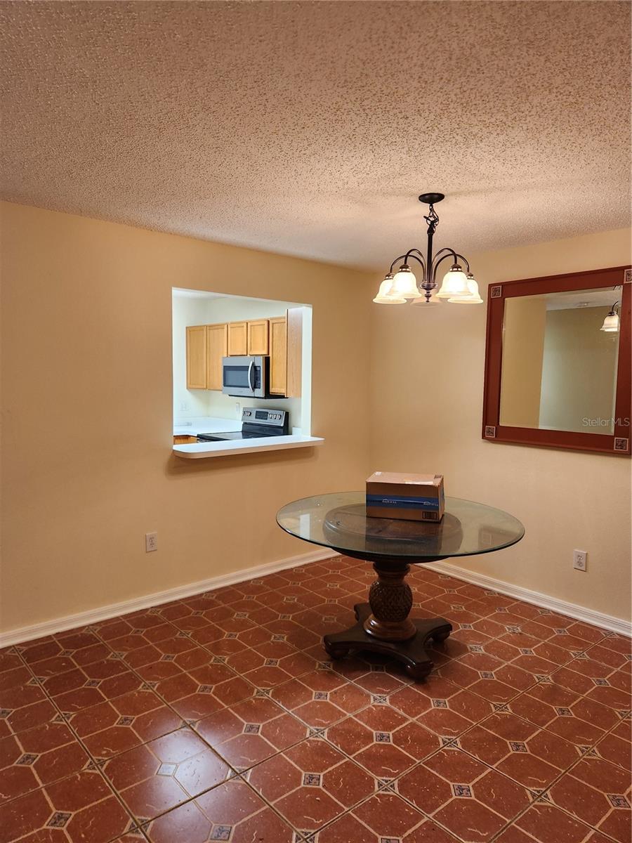 10815 Brickside Ct Property Photo 3