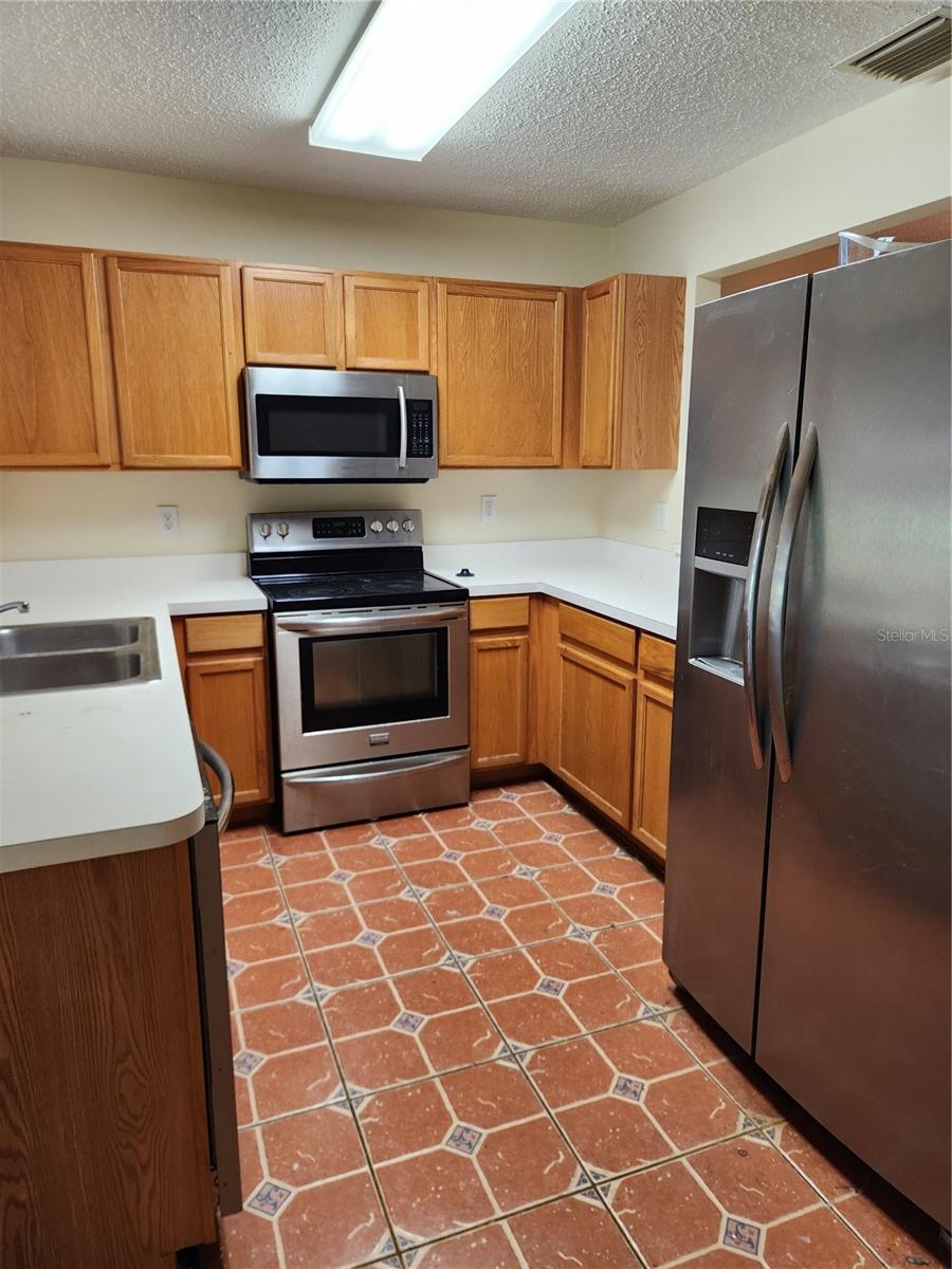 10815 Brickside Ct Property Photo 4