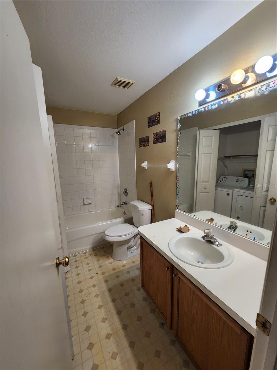 10815 Brickside Ct Property Photo 6