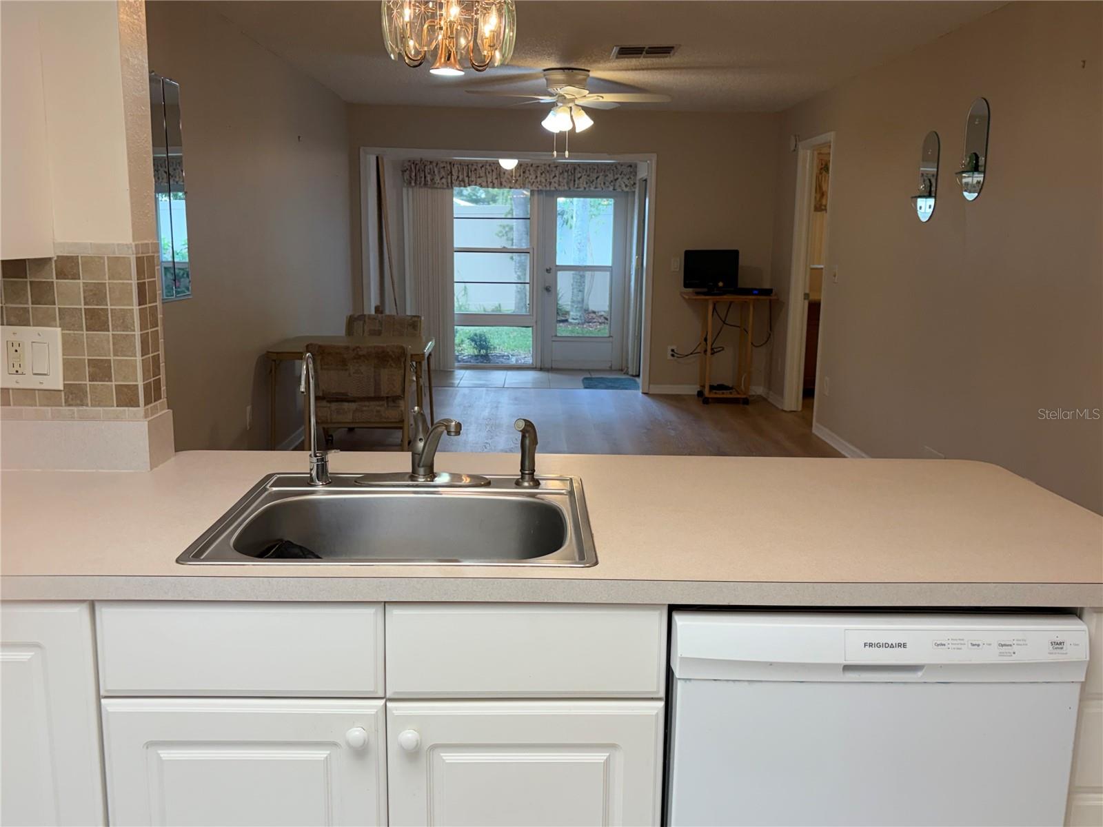2465 Northside Dr #1502 Property Photo 8