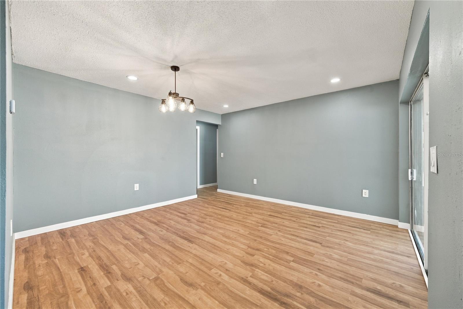 5920 Denver St Ne Property Photo 30