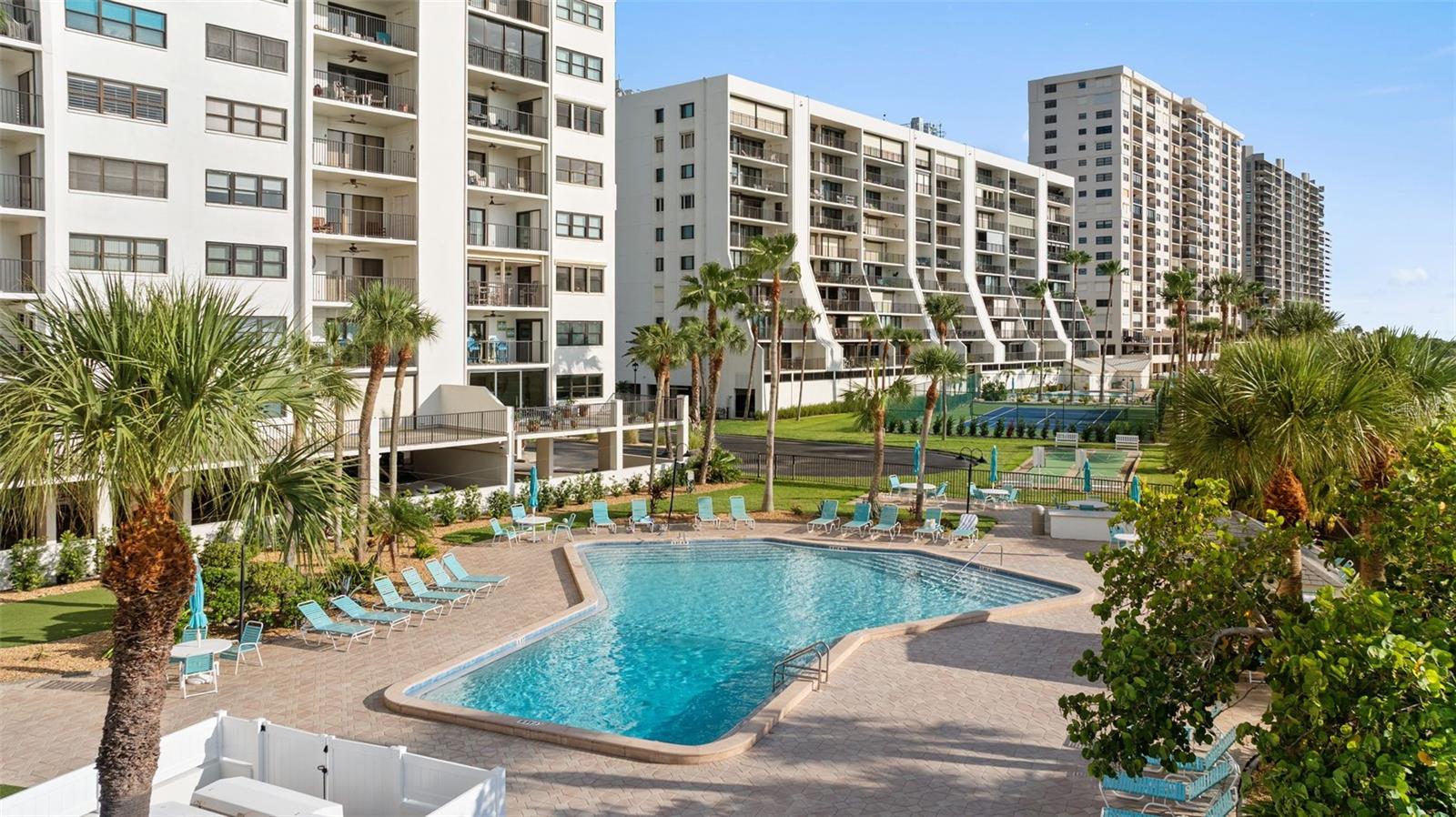 1230 Gulf Blvd #1204 Property Photo 27