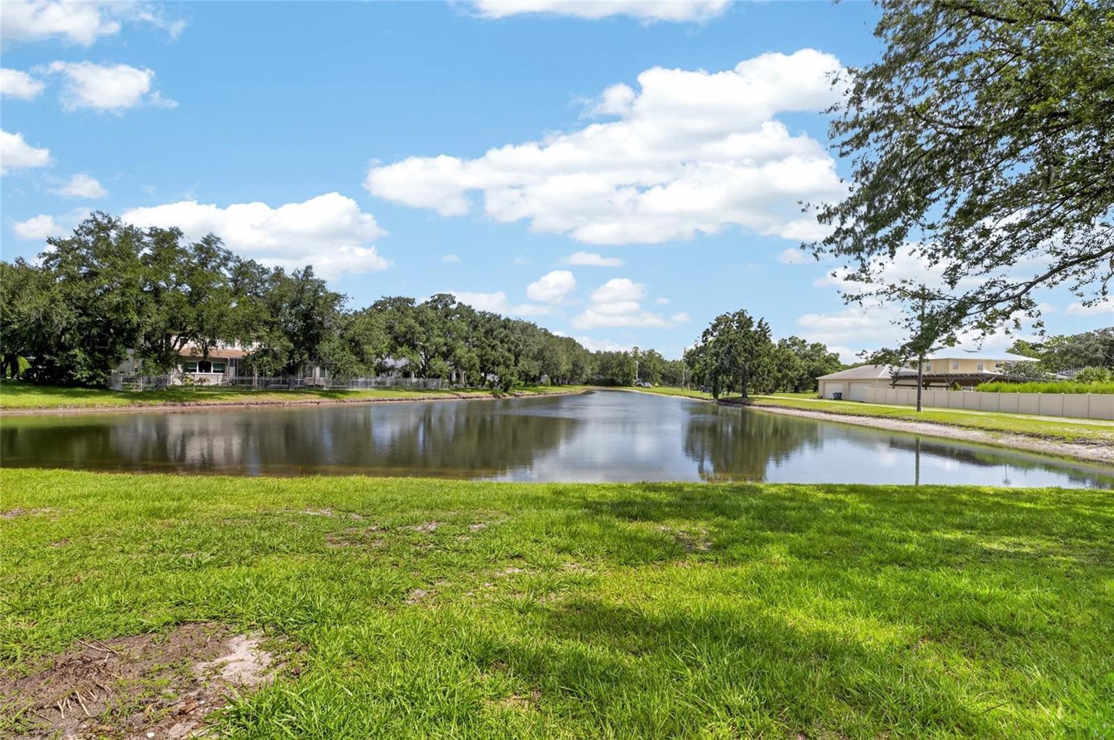 7508 Dunbridge Dr Property Photo 6