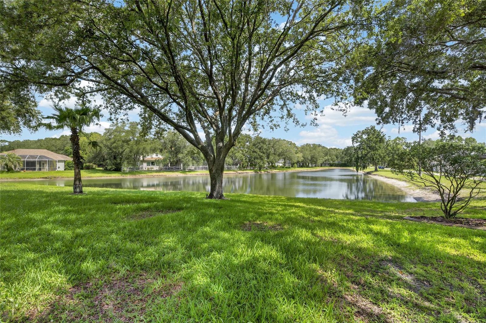 7508 Dunbridge Dr Property Photo 7