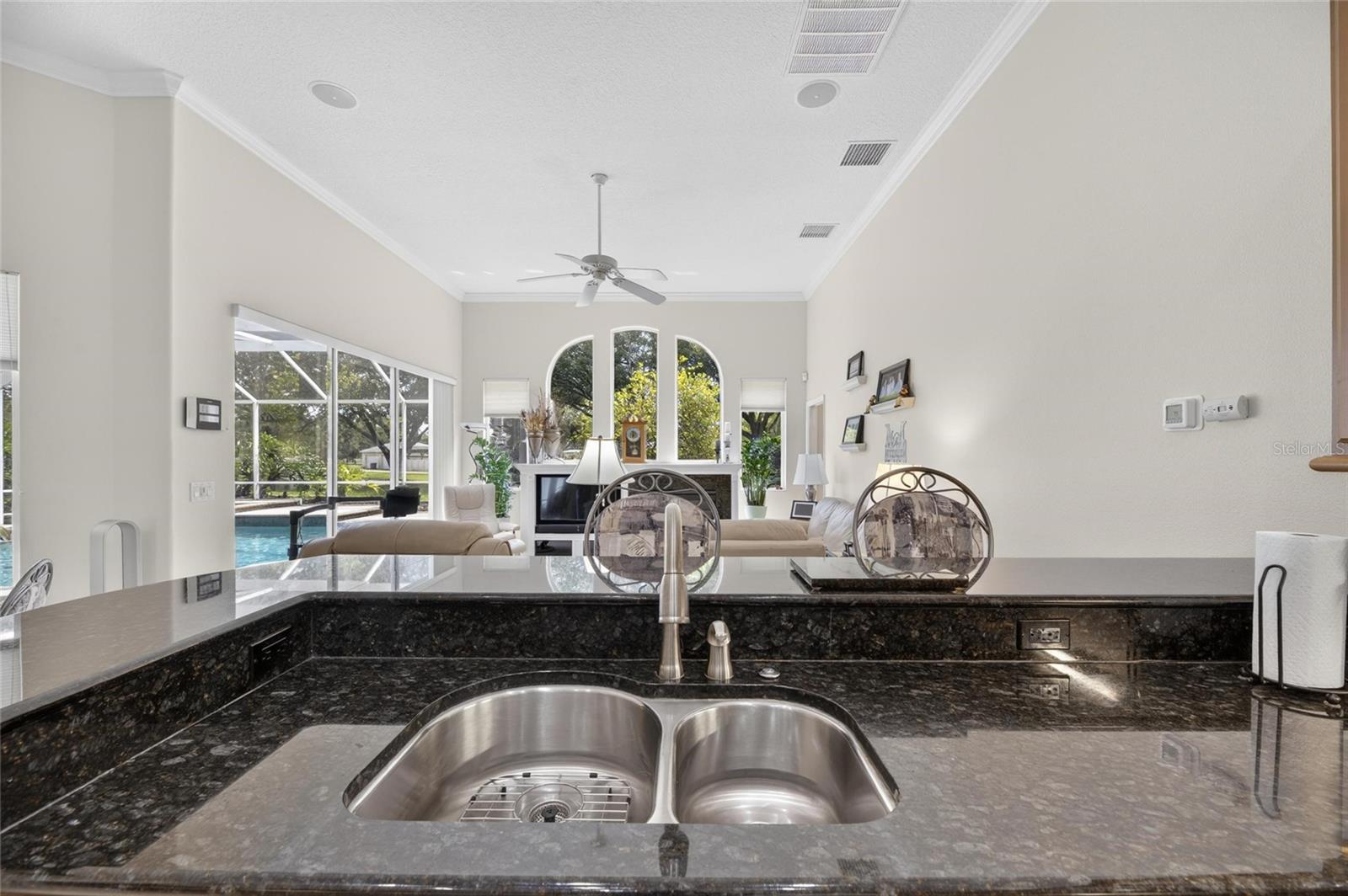 7508 Dunbridge Dr Property Photo 30