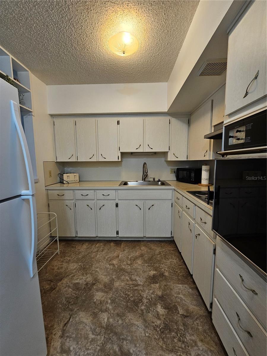2331 Finlandia Ln #37 Property Photo 7