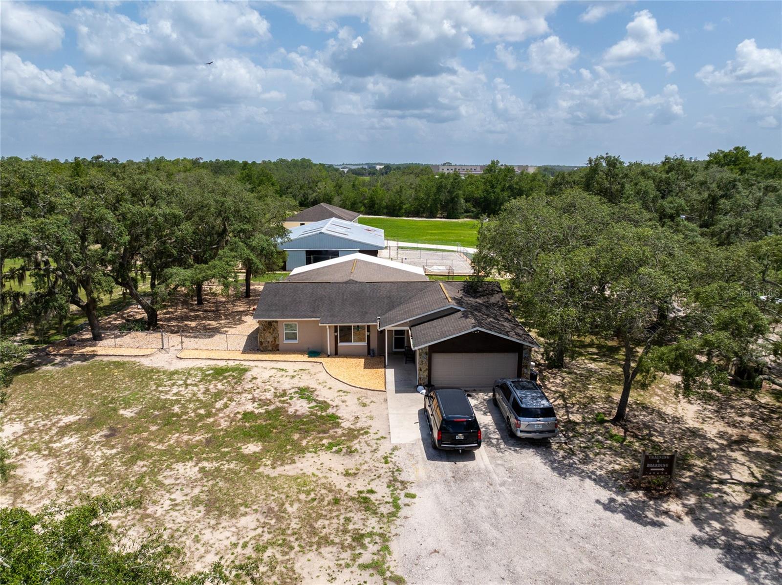 16142 Breakwater Ln Property Photo 1