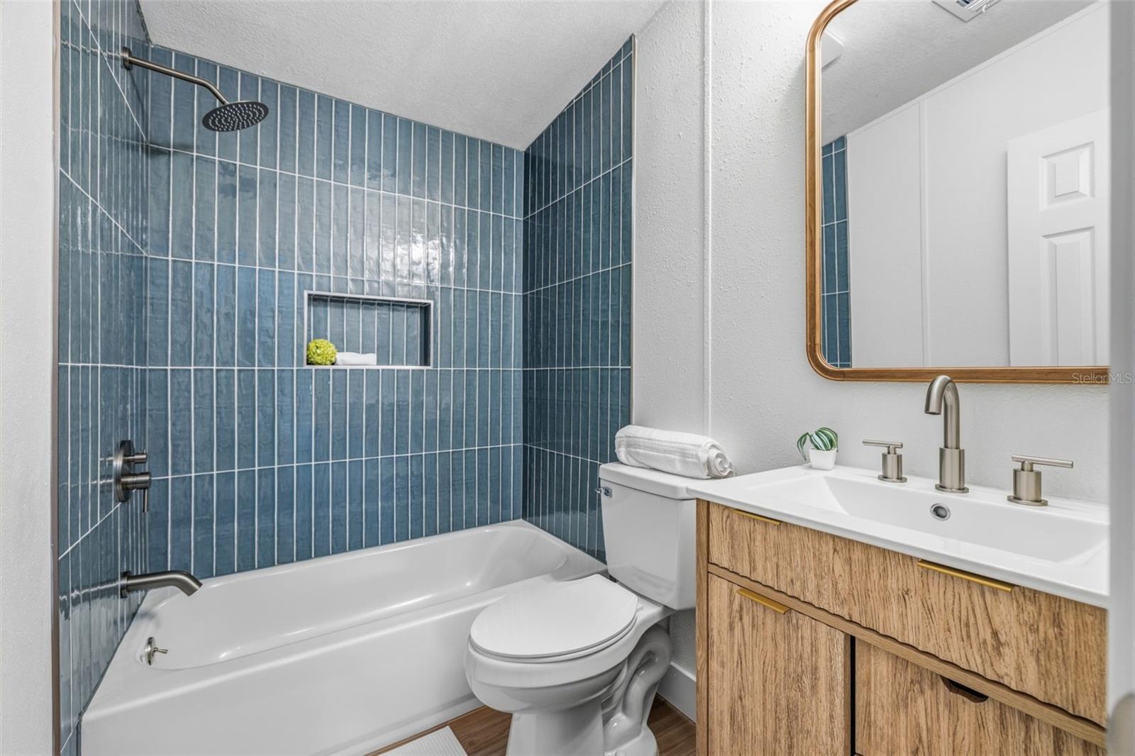 5005 Sugar Oak Ln Property Photo 23