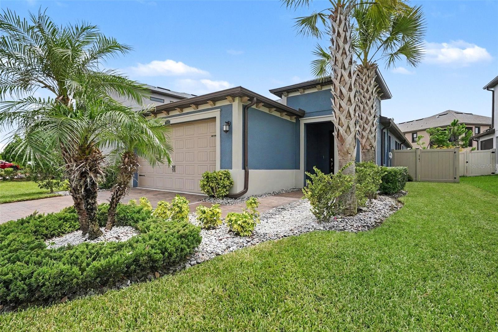 4711 SAN MARTINO DR Property Photo 1