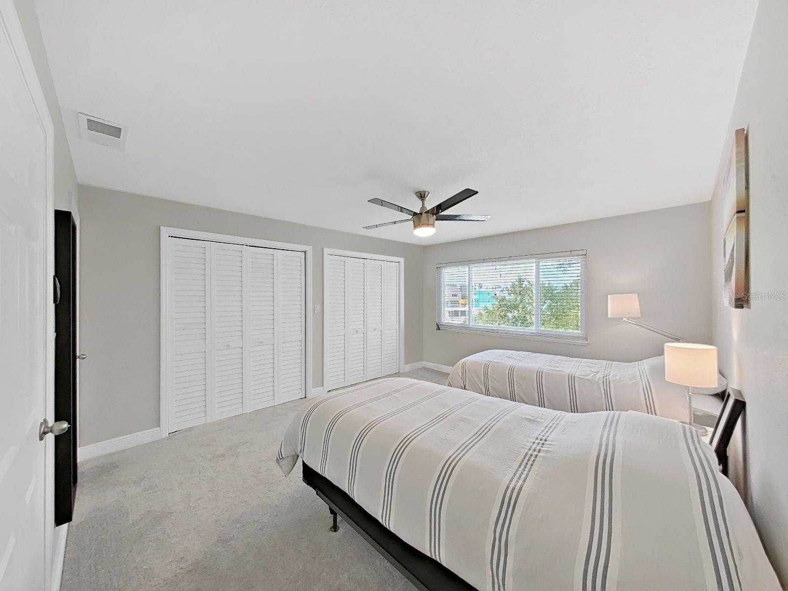 433 S Paula Dr #18 Property Photo 31