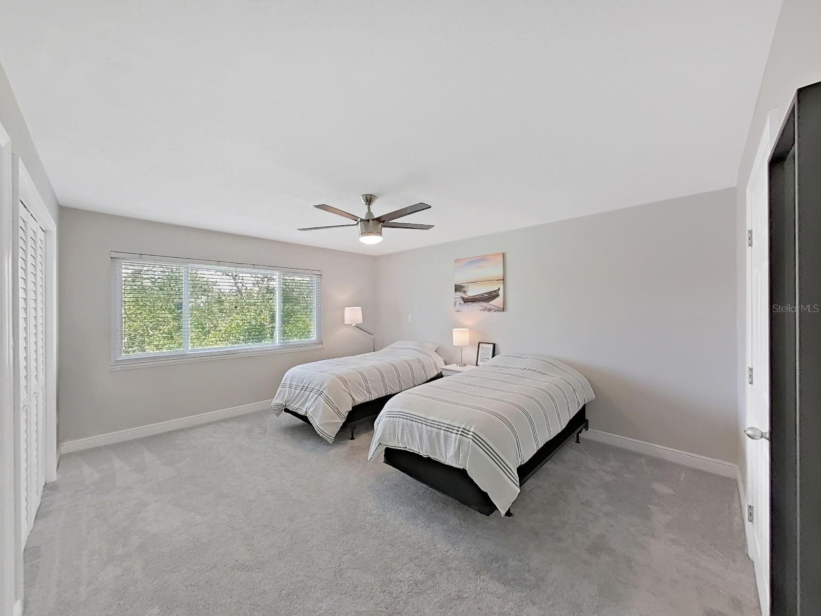 433 S Paula Dr #18 Property Photo 32