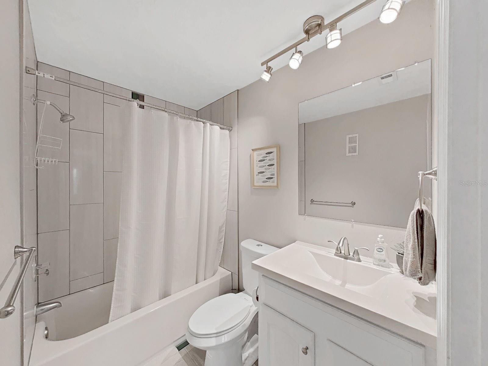 433 S Paula Dr #18 Property Photo 34