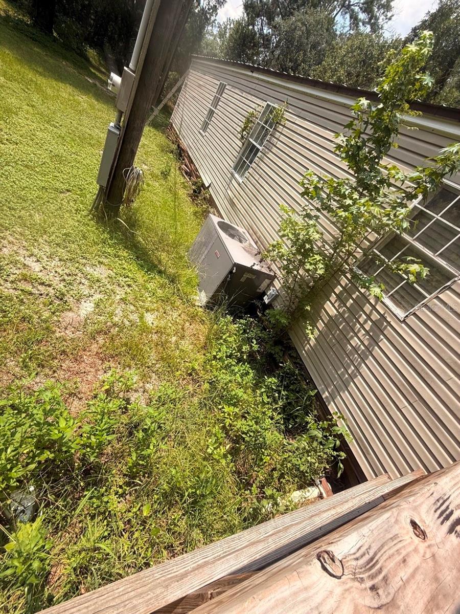 10105 Mcmahon Ave Property Photo 4