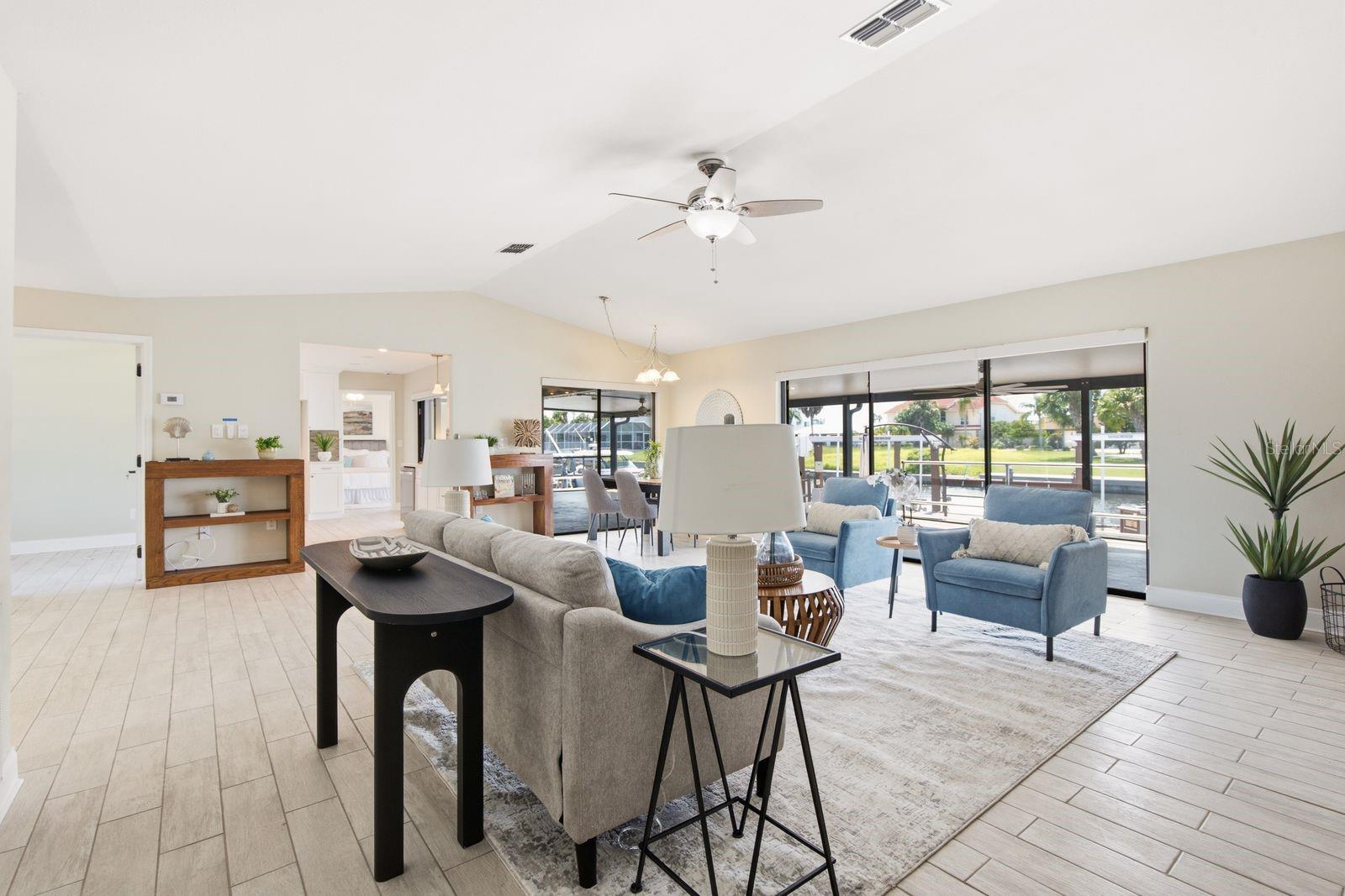 9903 San Sebastian Way Property Photo 4