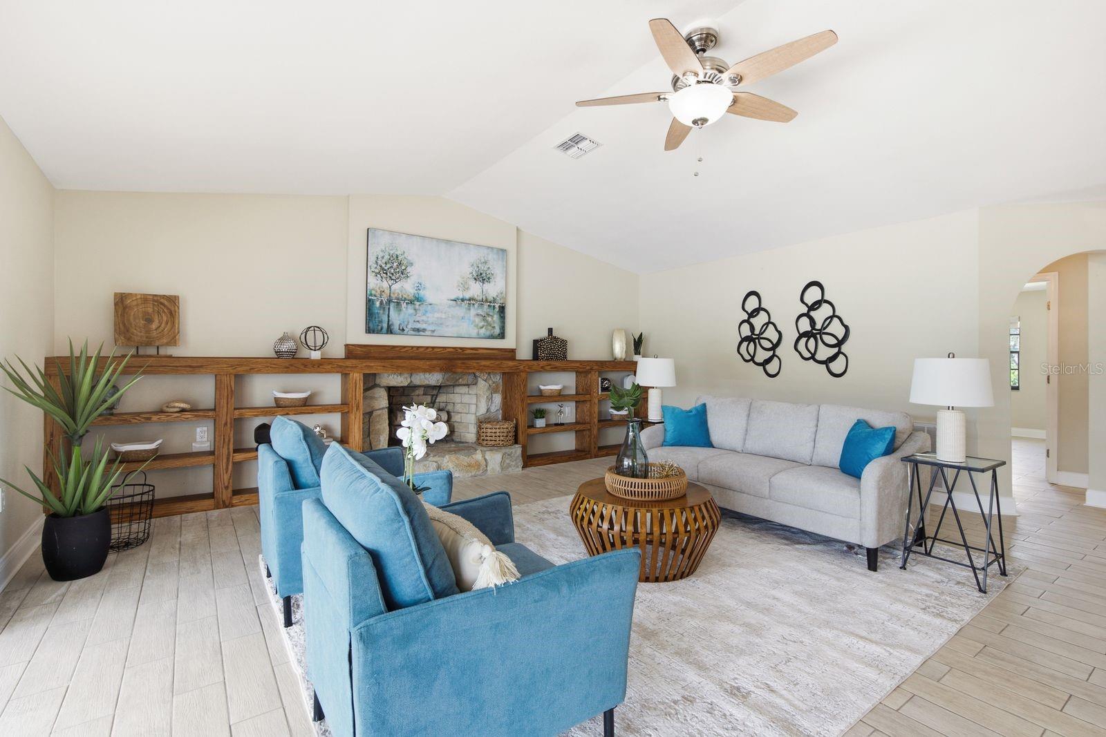 9903 San Sebastian Way Property Photo 8
