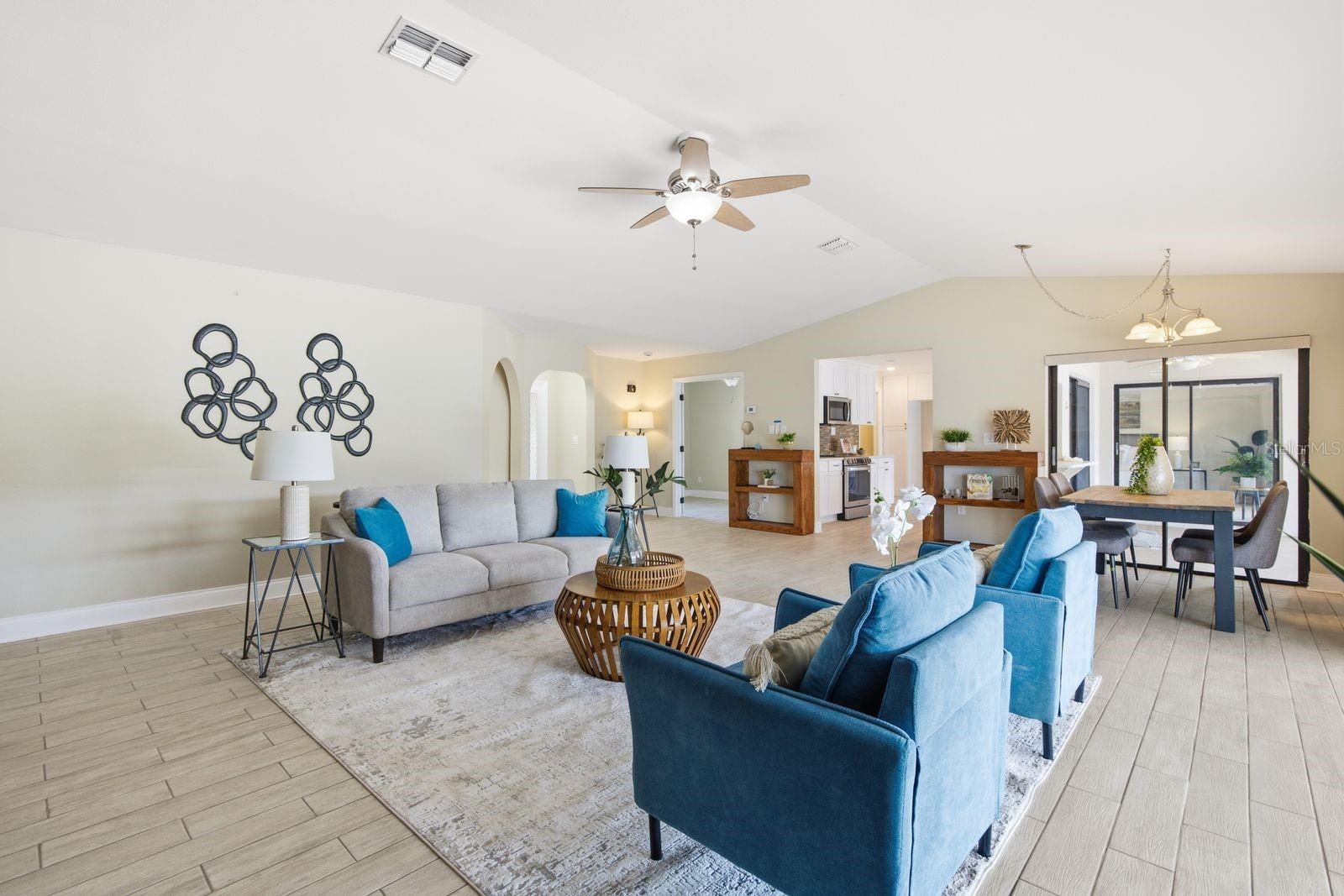 9903 San Sebastian Way Property Photo 9