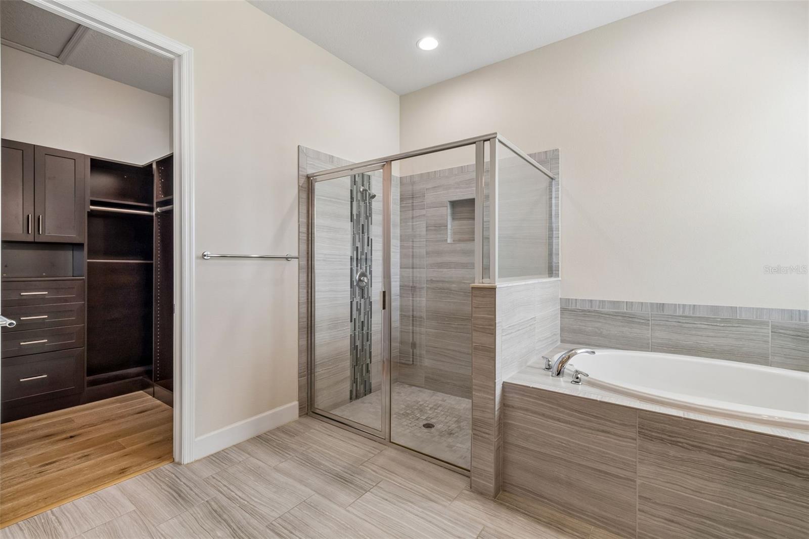 7872 Marsh Pointe Dr Property Photo 25