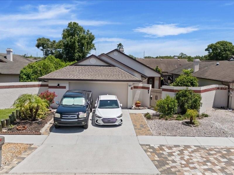 10903 LANDON LN Property Photo 1